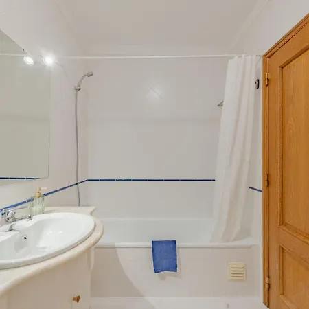 Algarvemor - Casa Do Tio By Interhome Appartement Portimão